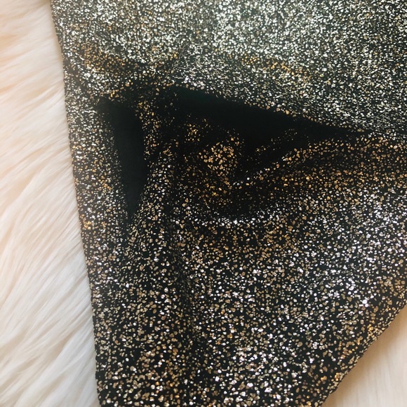 Shiny gold glittery pencil skirt - Picture 8 of 8